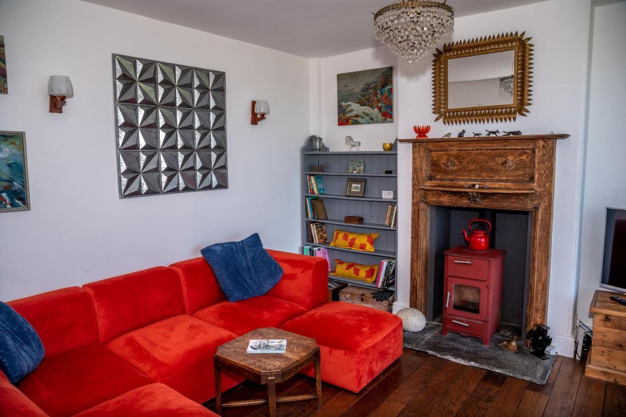Finest Retreats - Western Watch - Sea Views, Pets Accepted, Sleeps 6 Lower Boscaswell Exterior photo