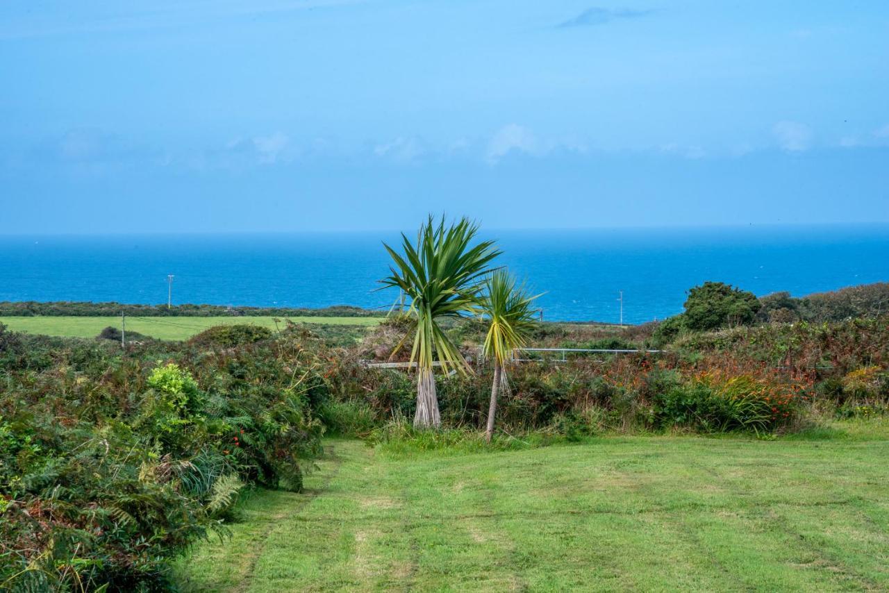 Finest Retreats - Western Watch - Sea Views, Pets Accepted, Sleeps 6 Lower Boscaswell Exterior photo