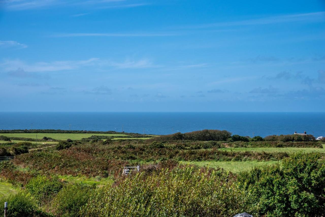 Finest Retreats - Western Watch - Sea Views, Pets Accepted, Sleeps 6 Lower Boscaswell Exterior photo